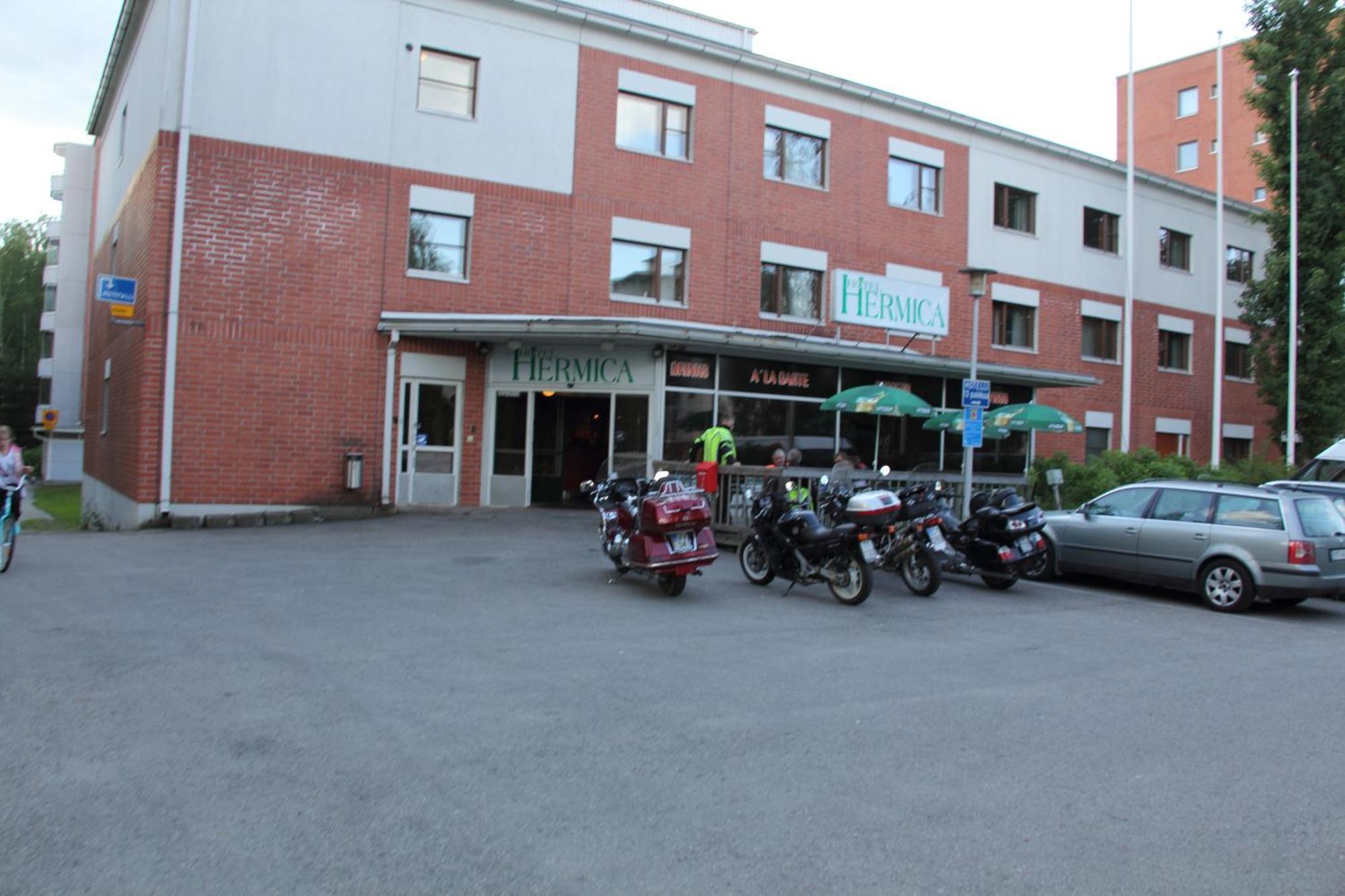 Hotel Hermica Тампере Екстериор снимка