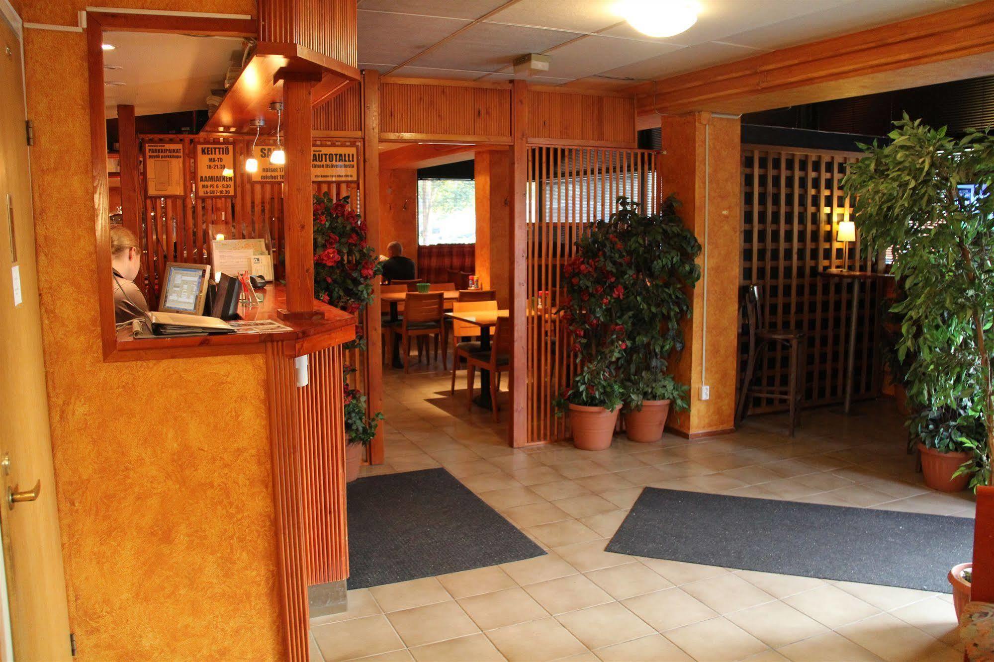 Hotel Hermica Тампере Екстериор снимка