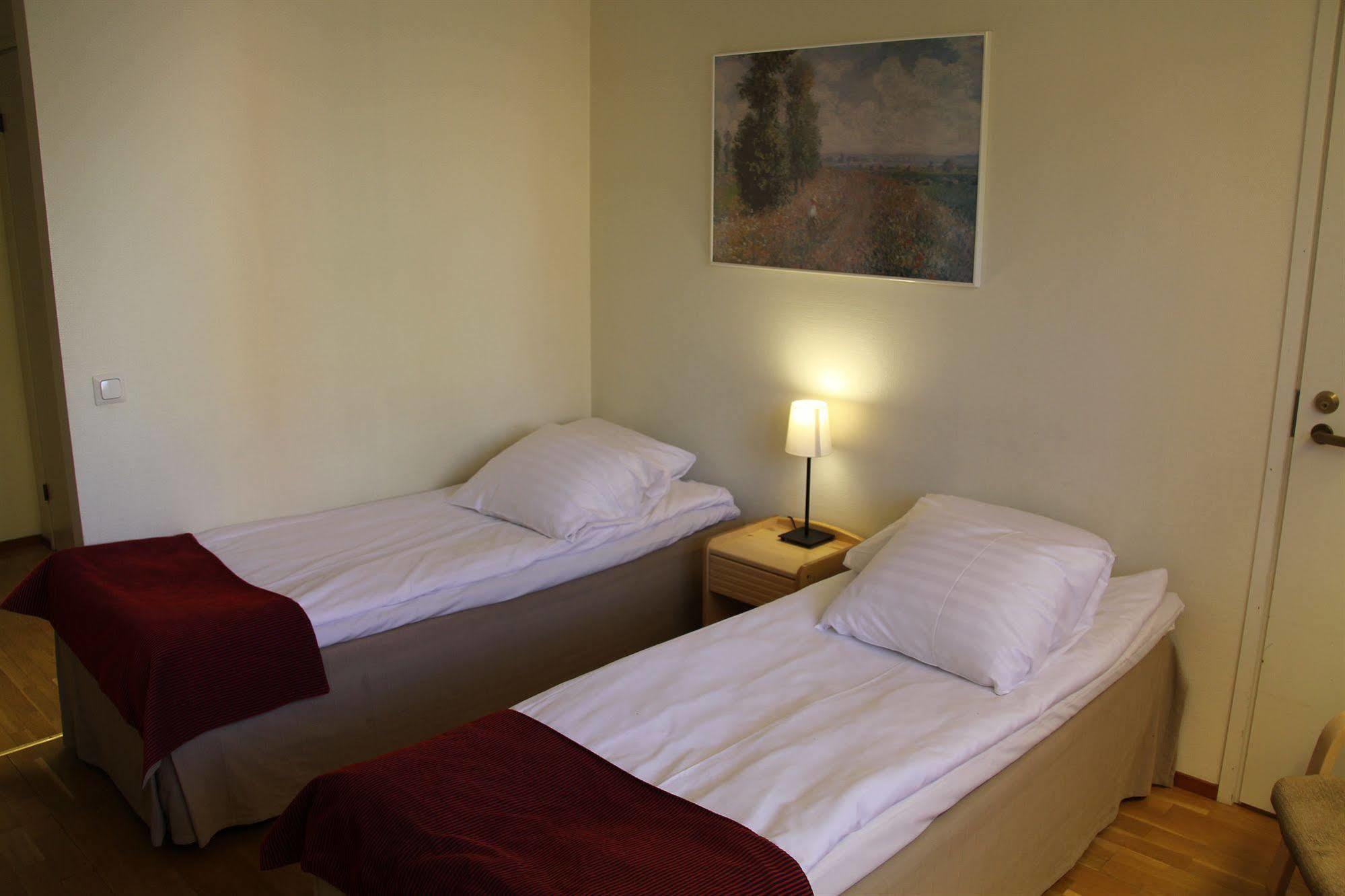 Hotel Hermica Тампере Екстериор снимка