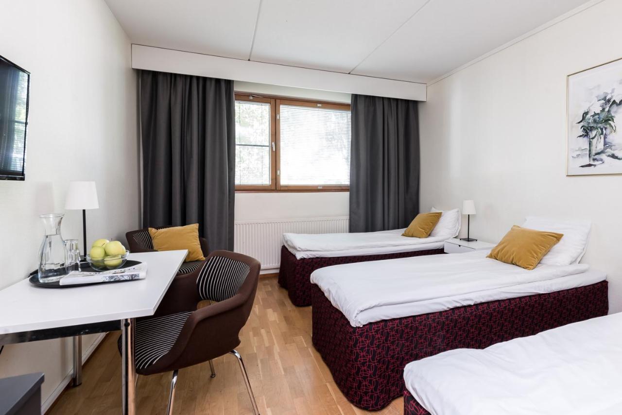 Hotel Hermica Тампере Екстериор снимка